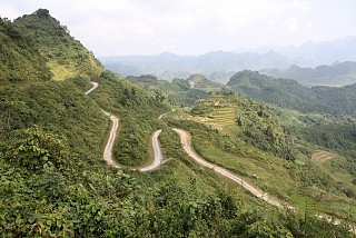 Tour Hồ Ba Bể - Thác Bản Giốc - Hà Giang