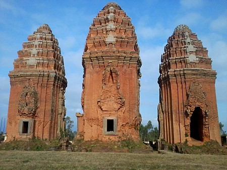 Khám phá Di tích Tháp Chămpa trên đất Bình Định