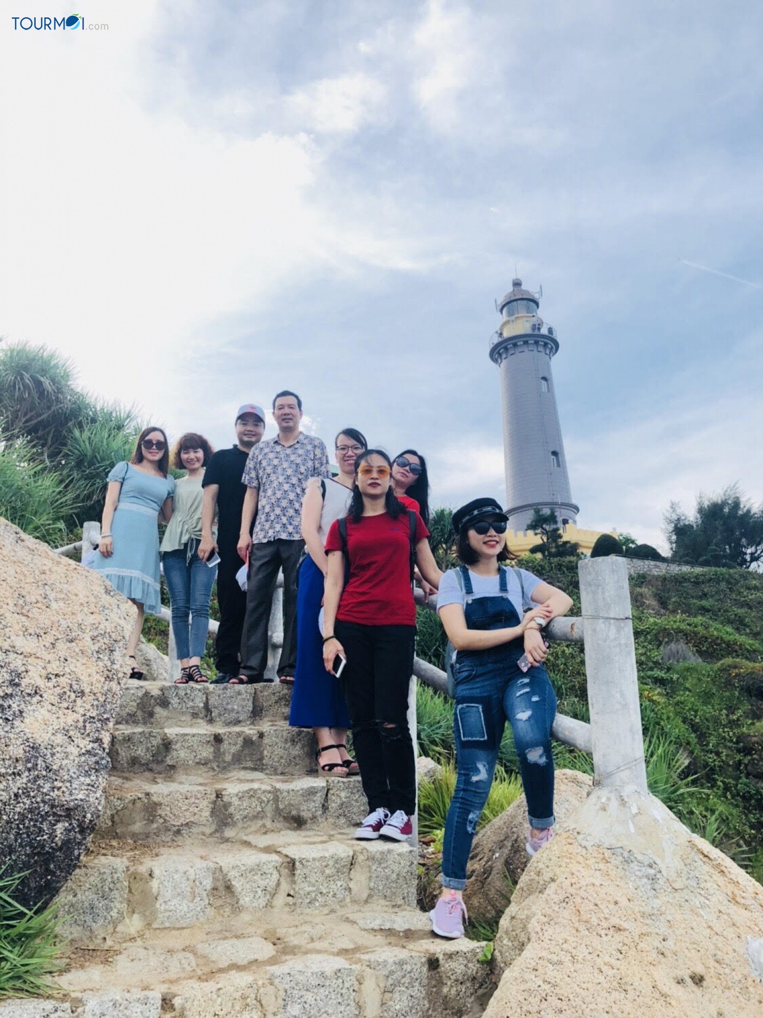 9 điểm đến đẹp mê hồn để check in sống ảo khi du lịch Phú Yên - Ảnh 2