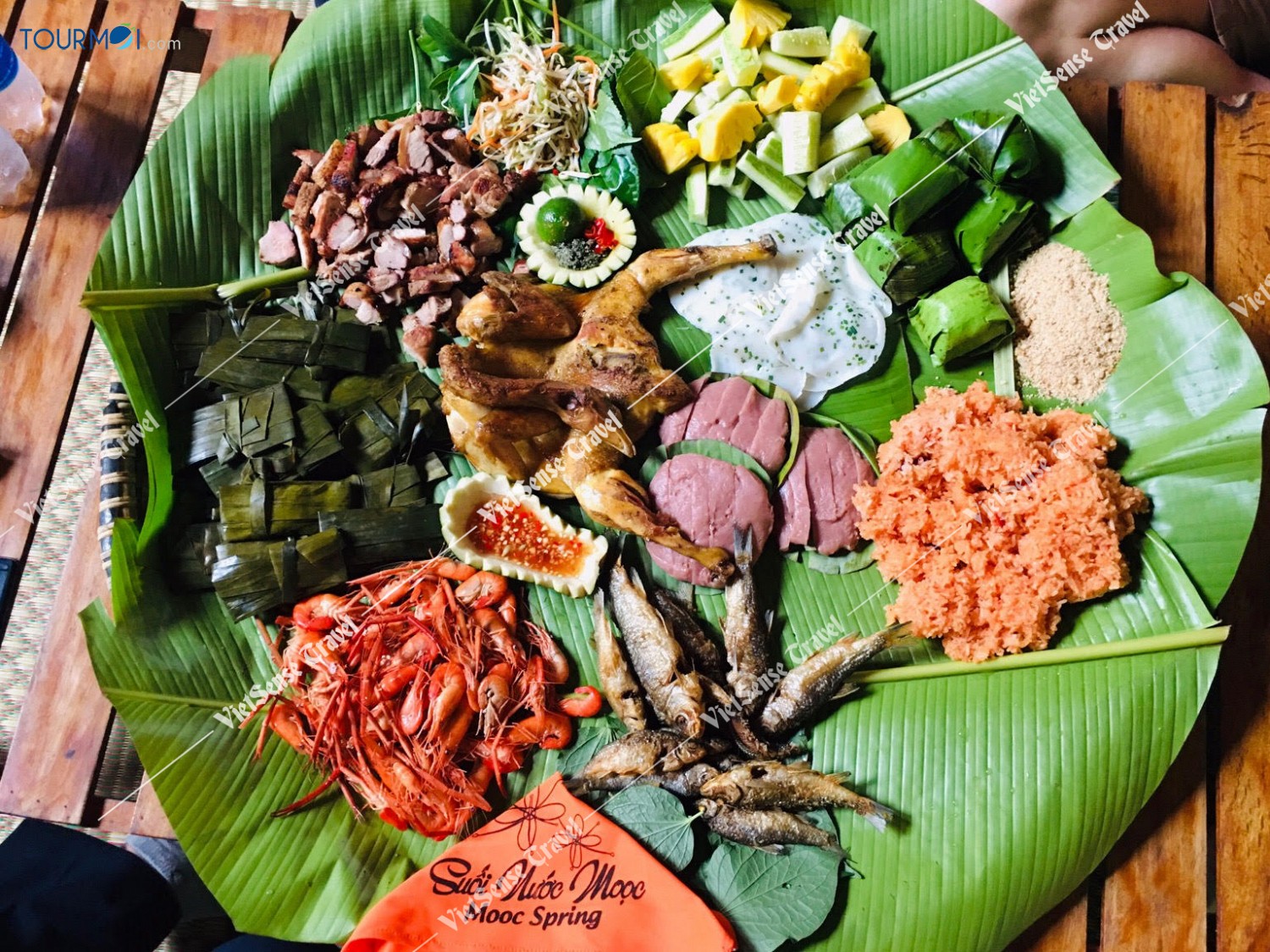 Ẩm thực quê mê hoặc du khách khi đến Quảng Bình - Ảnh 1