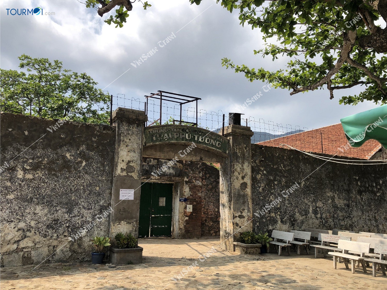 Choáng váng với khu biệt giam di tích nhà tù Côn Đảo - Ảnh 1