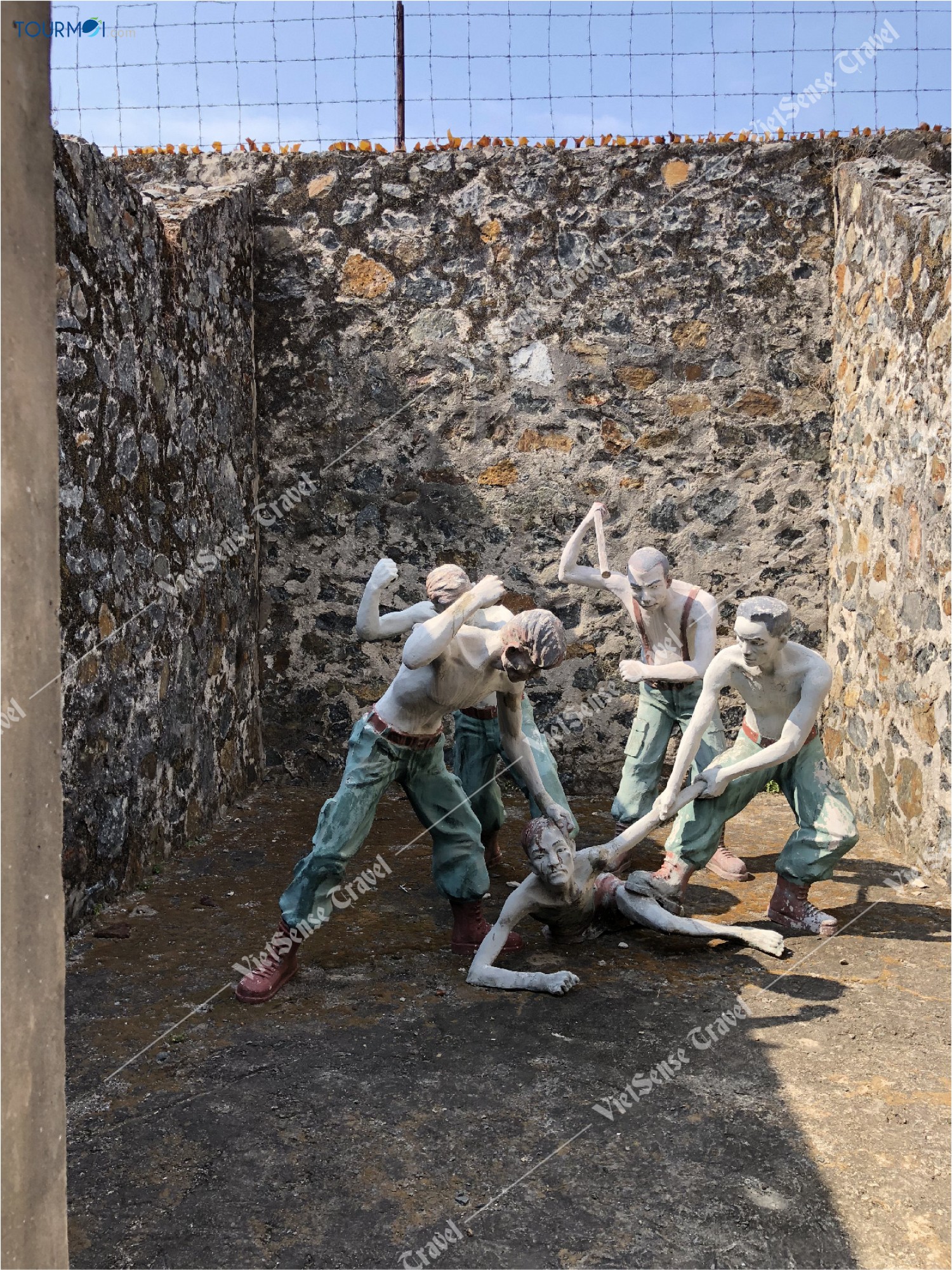 Choáng váng với khu biệt giam di tích nhà tù Côn Đảo - Ảnh 4