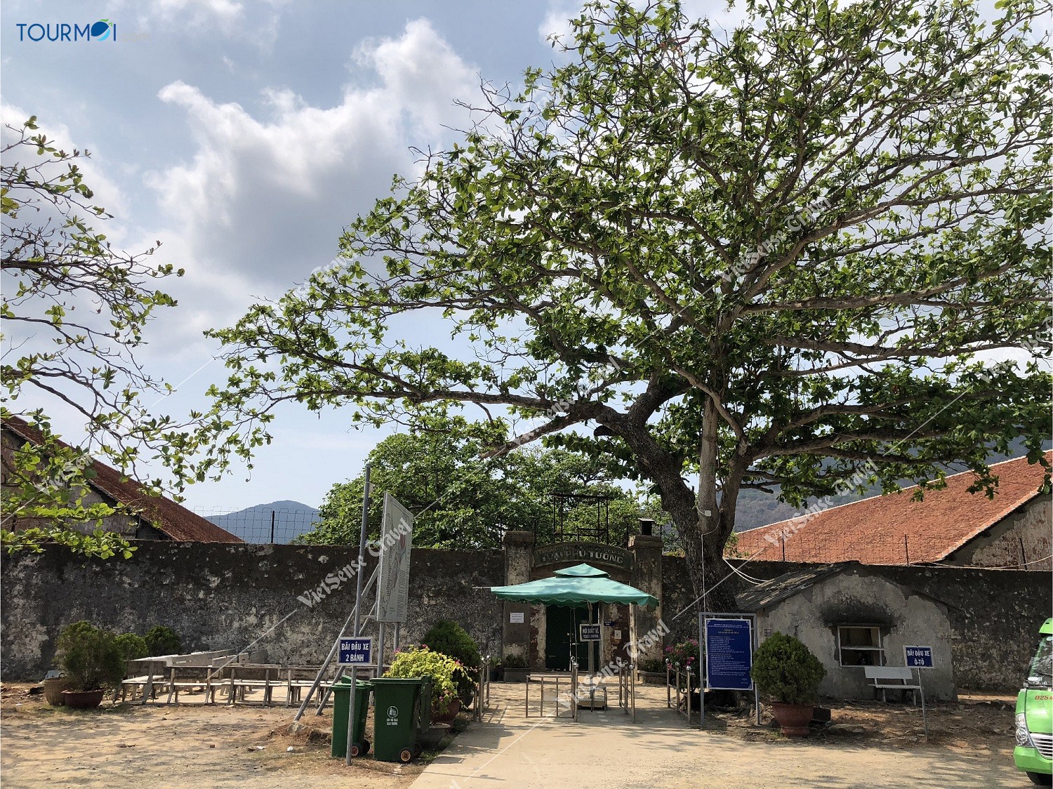 Choáng váng với khu biệt giam di tích nhà tù Côn Đảo - Ảnh 6