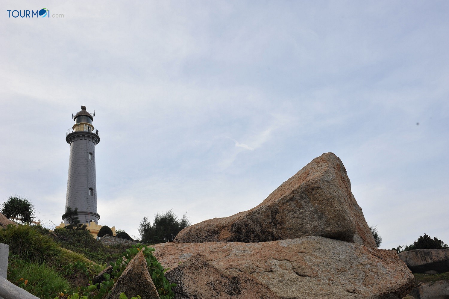 Đi đâu, xem gì ở Phú Yên? 7 gợi ý tuyệt vời để khám phá du lịch Phú Yên - Ảnh 1