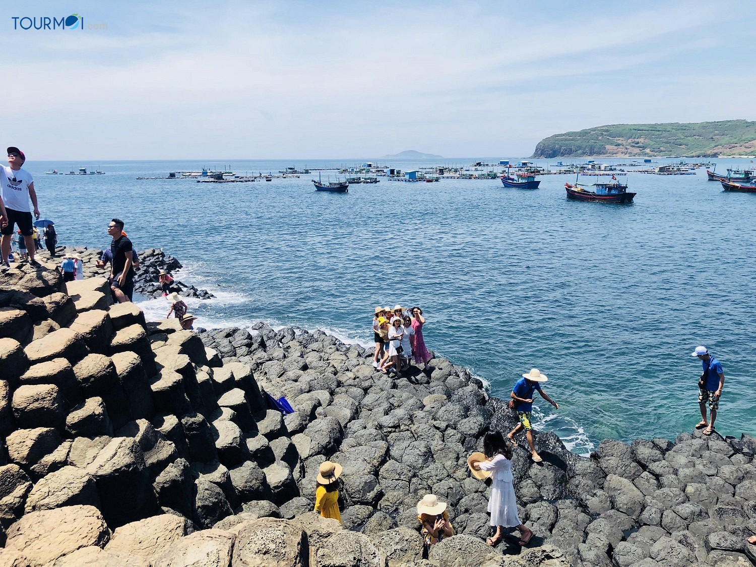 Đi đâu, xem gì ở Phú Yên? 7 gợi ý tuyệt vời để khám phá du lịch Phú Yên - Ảnh 3