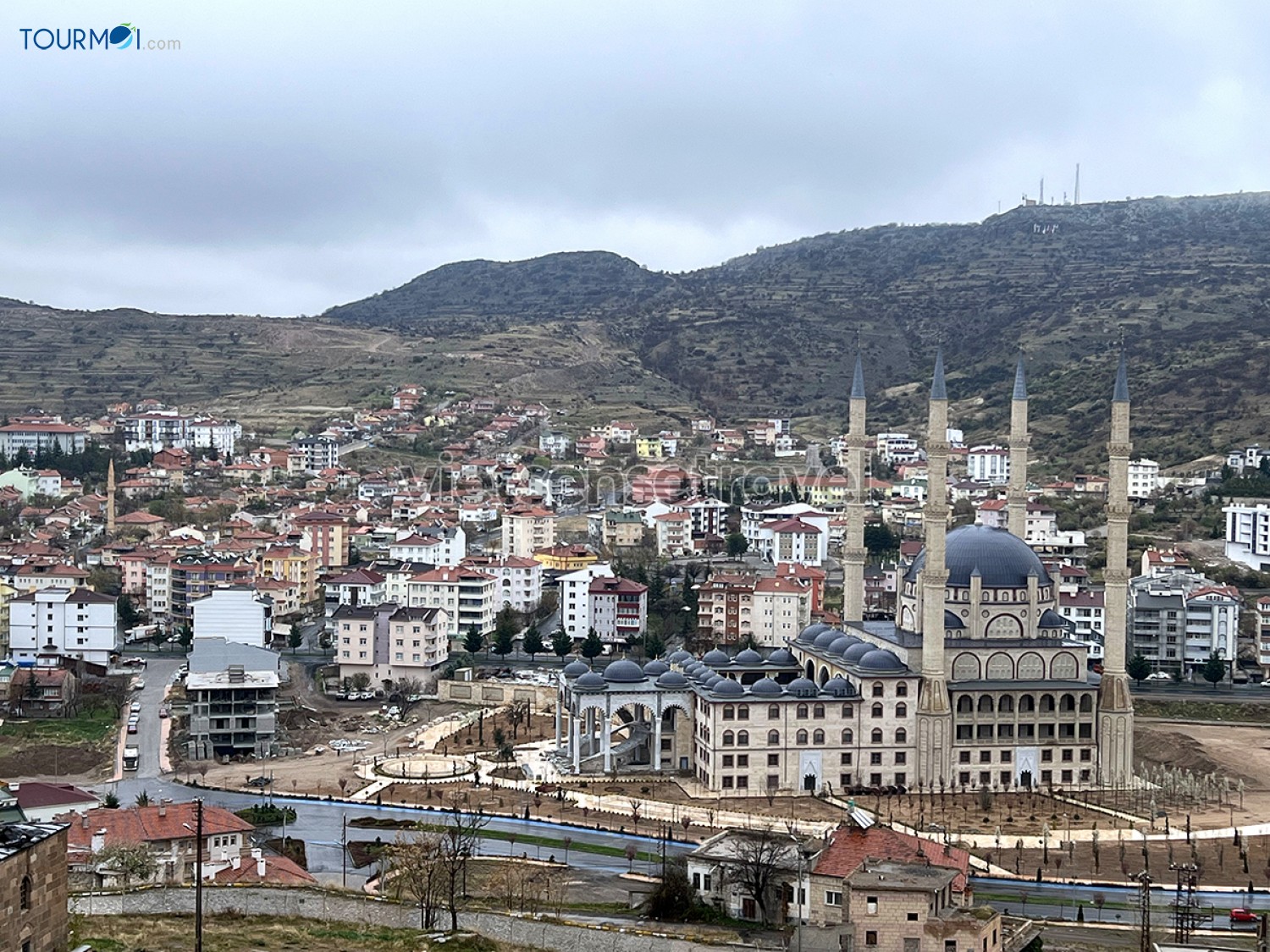 Khám phá Cappadocia xứ sở thung lũng đá và khinh khí cầu - Ảnh 1