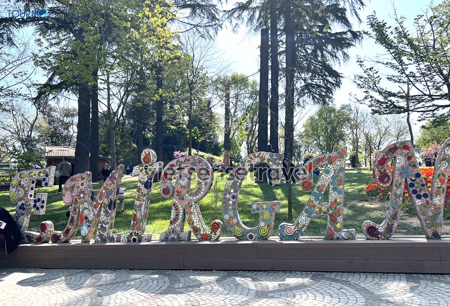 Toàn cảnh Lễ hội hoa Tulip Istanbul Thổ Nhĩ Kỳ rực rỡ sắc màu - Ảnh 4