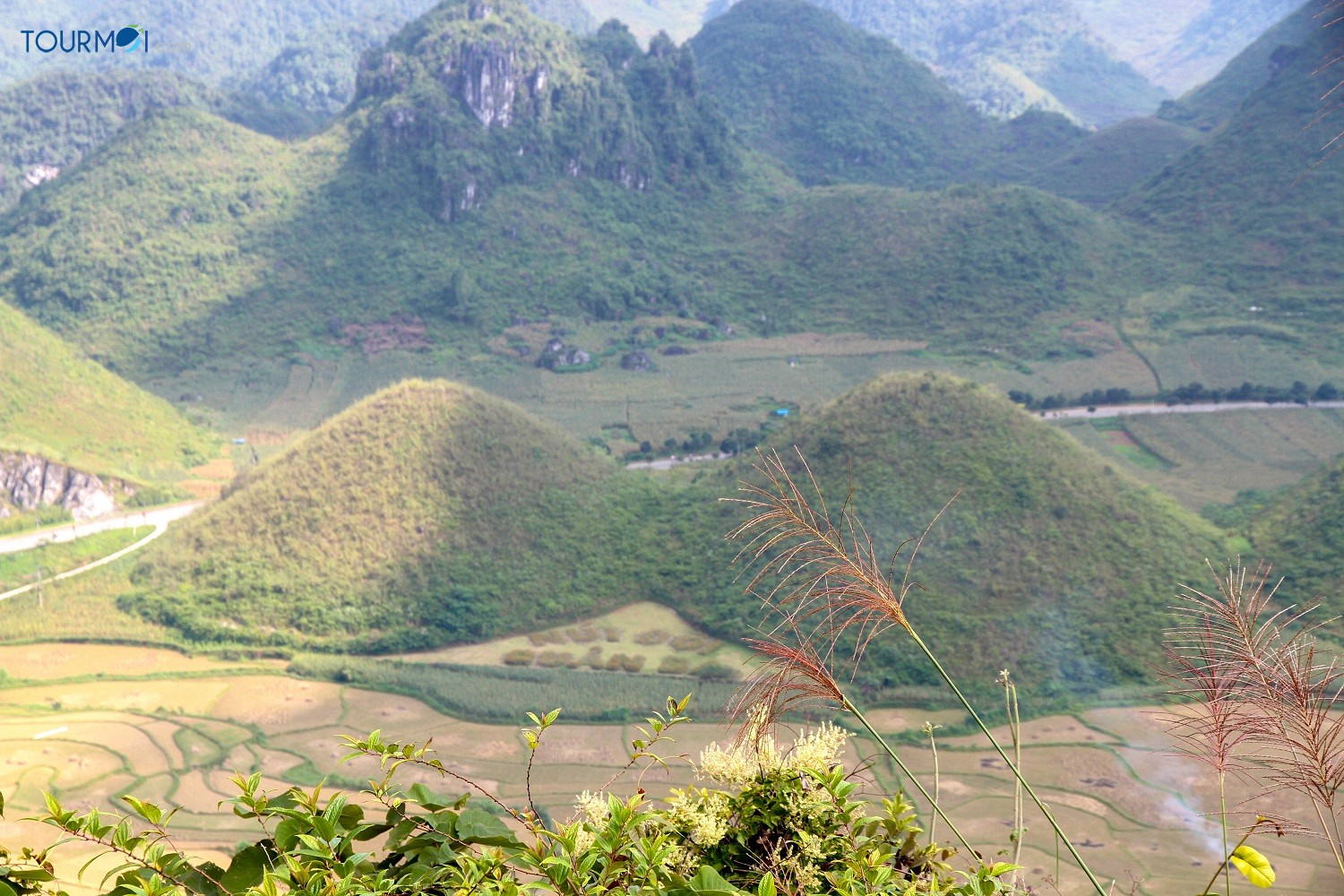 Tour Du lịch Hà Giang 4 Ngày: Đồng Văn - Lung Cũ - Mèo Vạc - Mã Pì Lèng - Ảnh 1