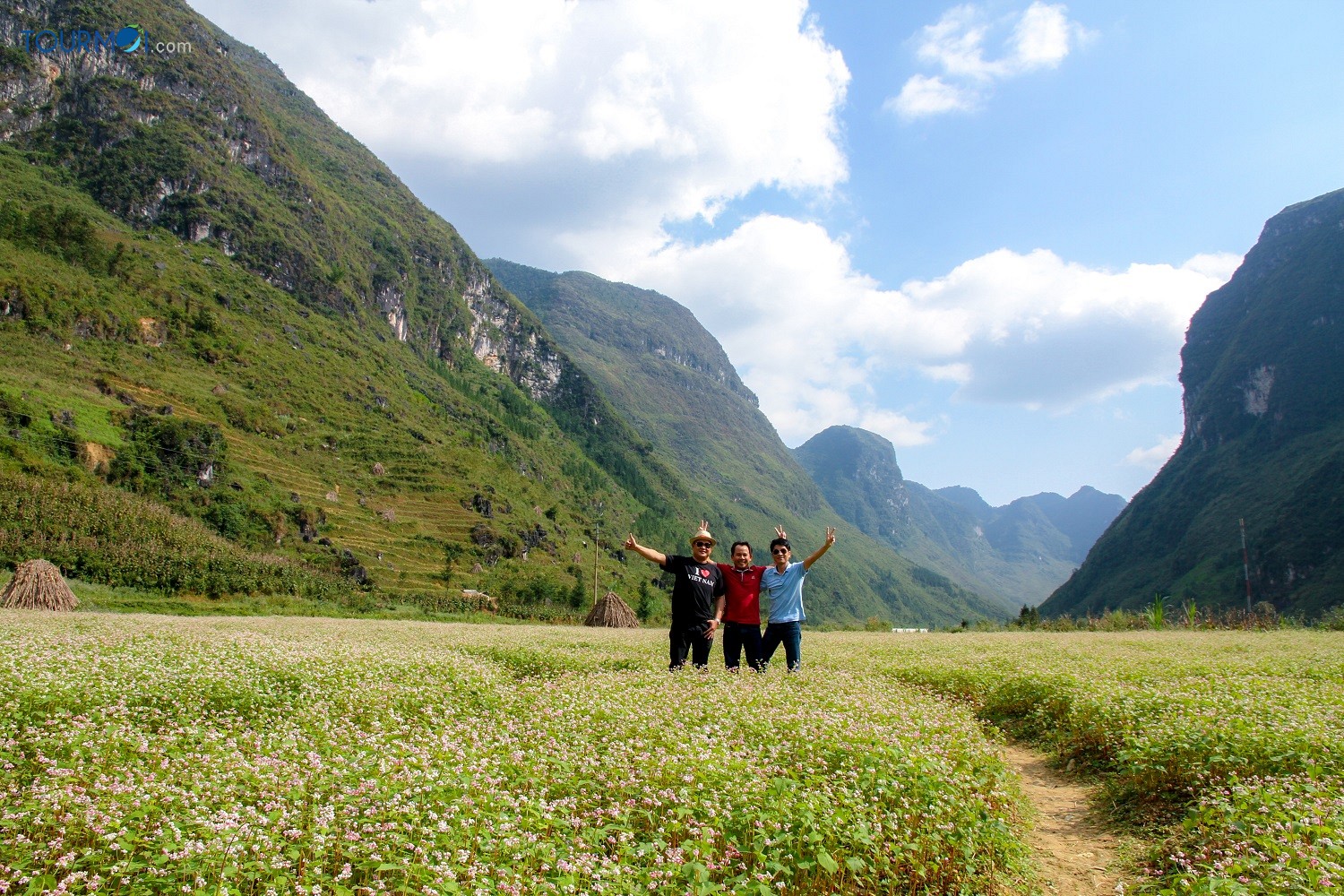 Tour Du lịch Hà Giang 4 Ngày: Đồng Văn - Lung Cũ - Mèo Vạc - Mã Pì Lèng - Ảnh 2