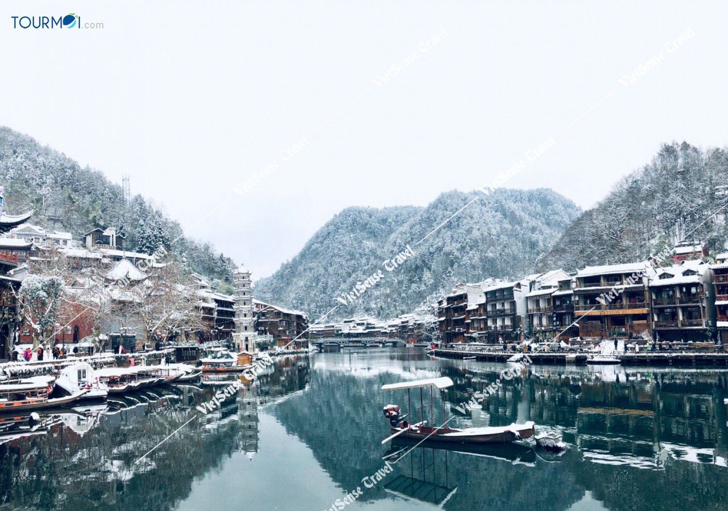 Phượng Hoàng Cổ trấn nơi mộng Thành Cổ nhớ Cố Nhân - Ảnh 4