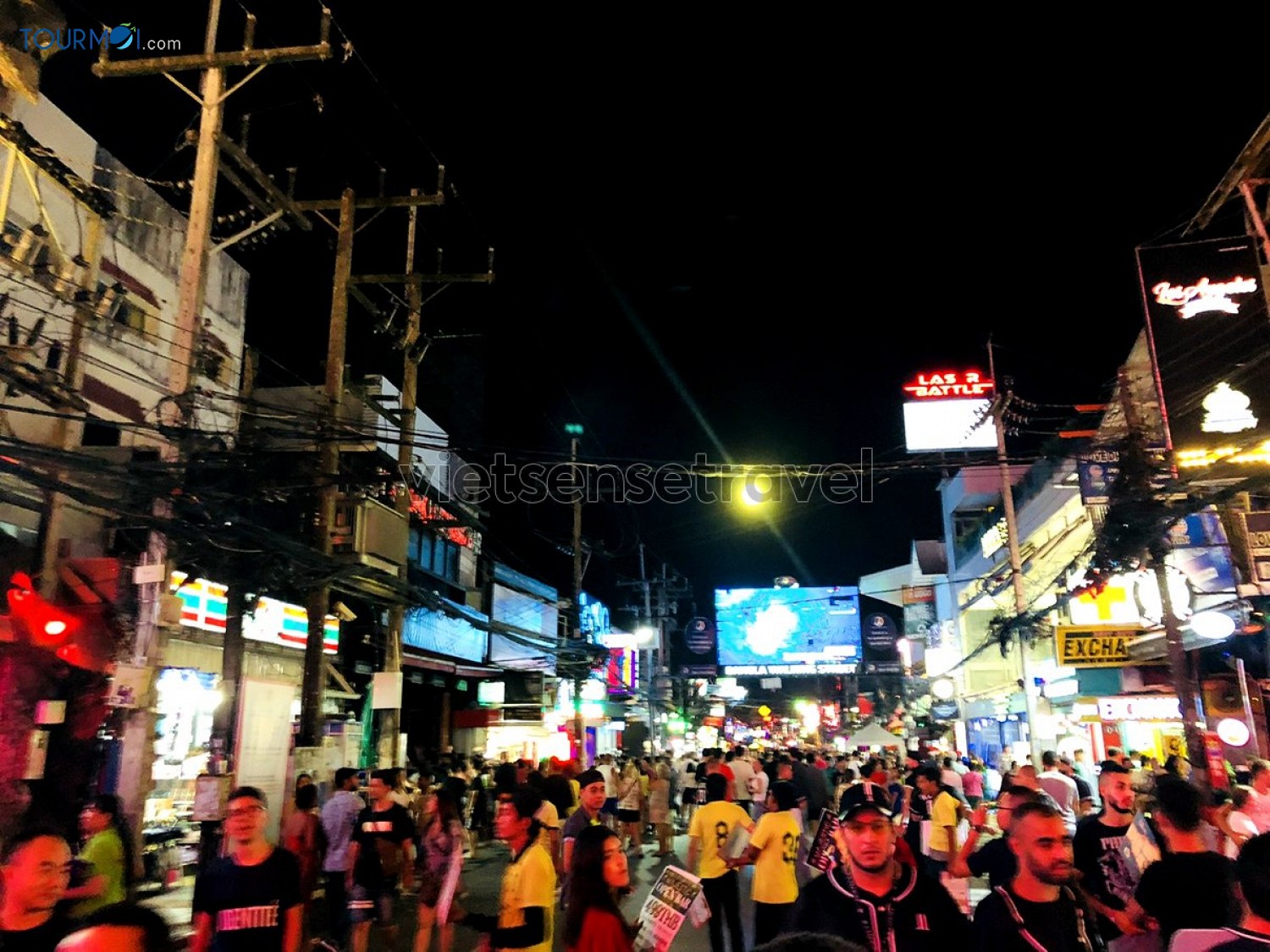 Trải nghiệm phố đêm Patong, Phuket, Thái Lan - Ảnh 3