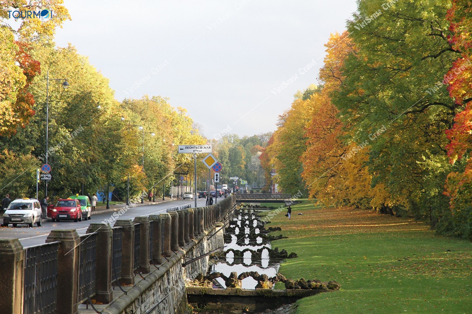 Vẻ đẹp quyến rũ mùa thu vàng nước Nga - Ảnh 1