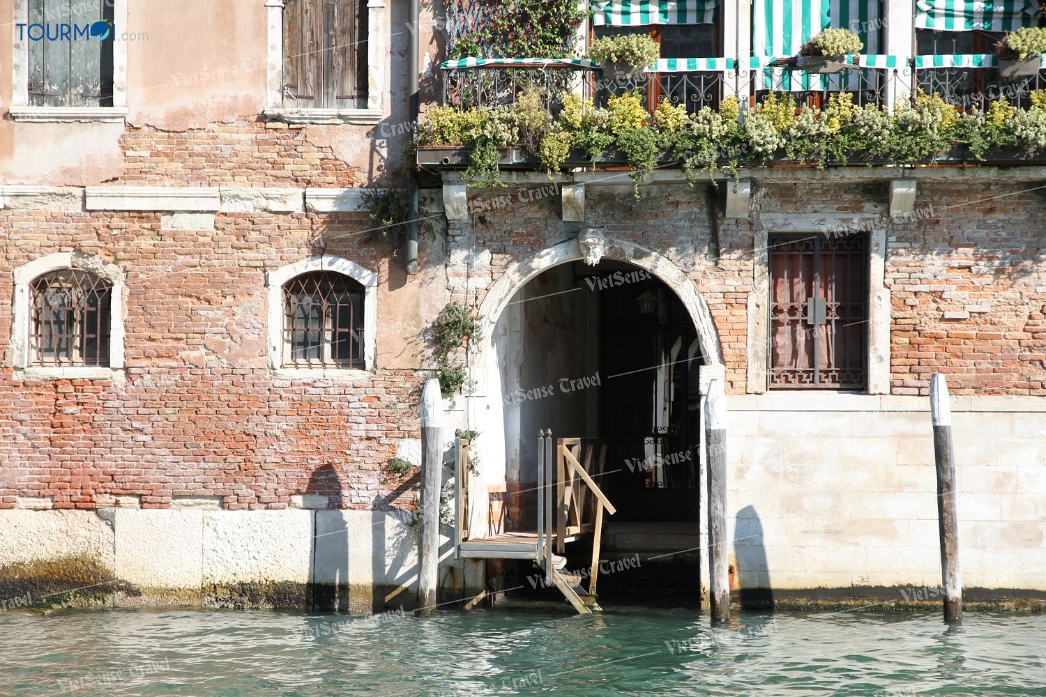 Venice thành phố thơ mộng nhất Châu Âu - Ảnh 2