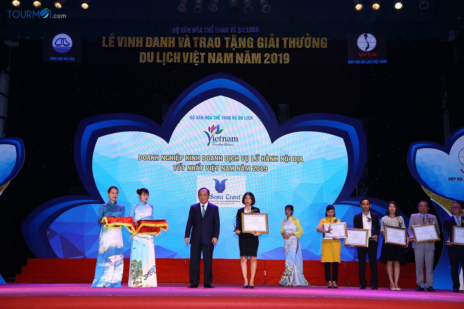 VietSense Travel lần thứ 2 đạt Top 10 Lữ hành Việt Nam 2019 - Ảnh 1